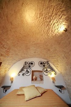 Trulli Paparale * Alberobello